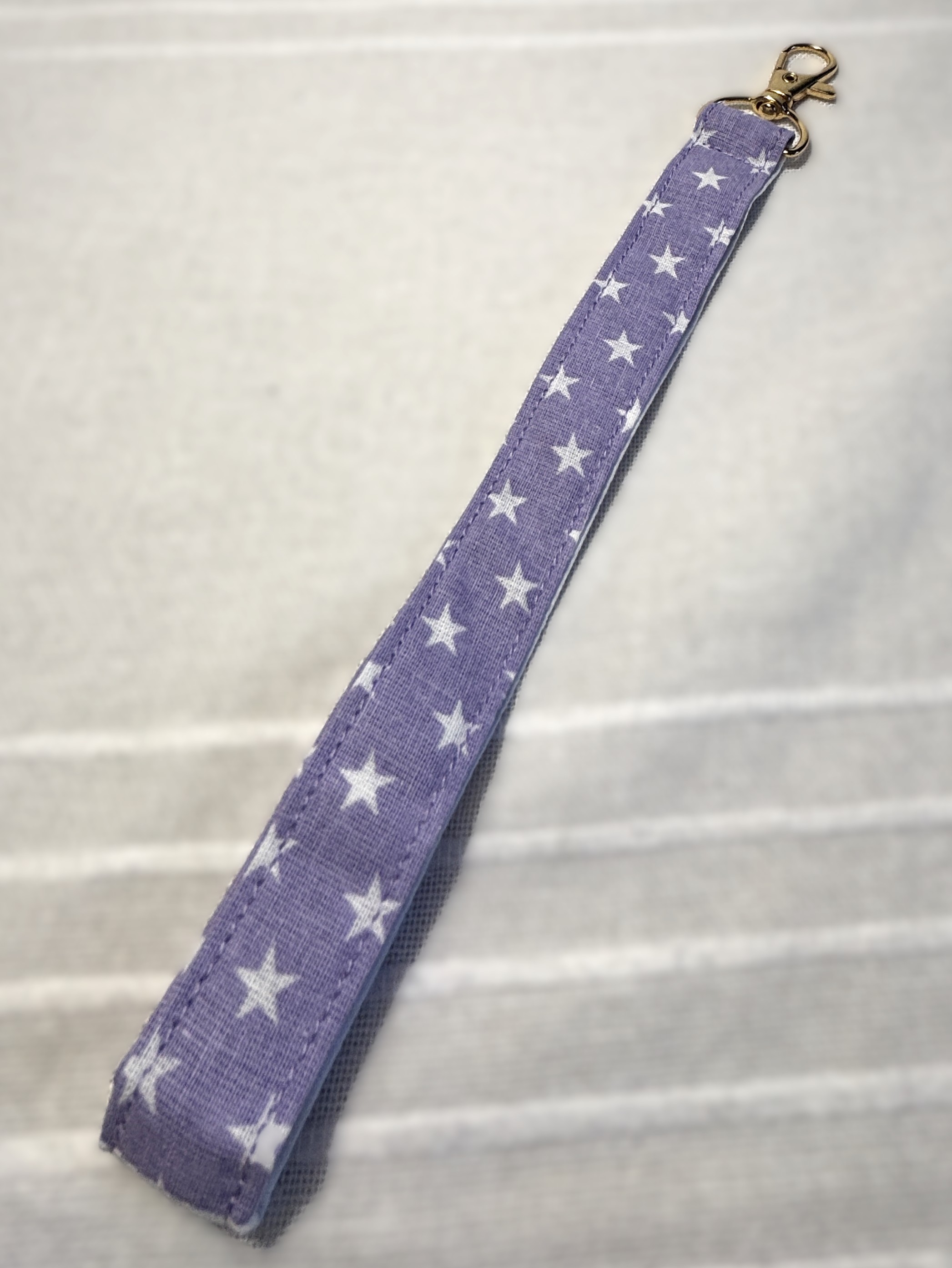 Les étoiles sur fond violet - Image 7