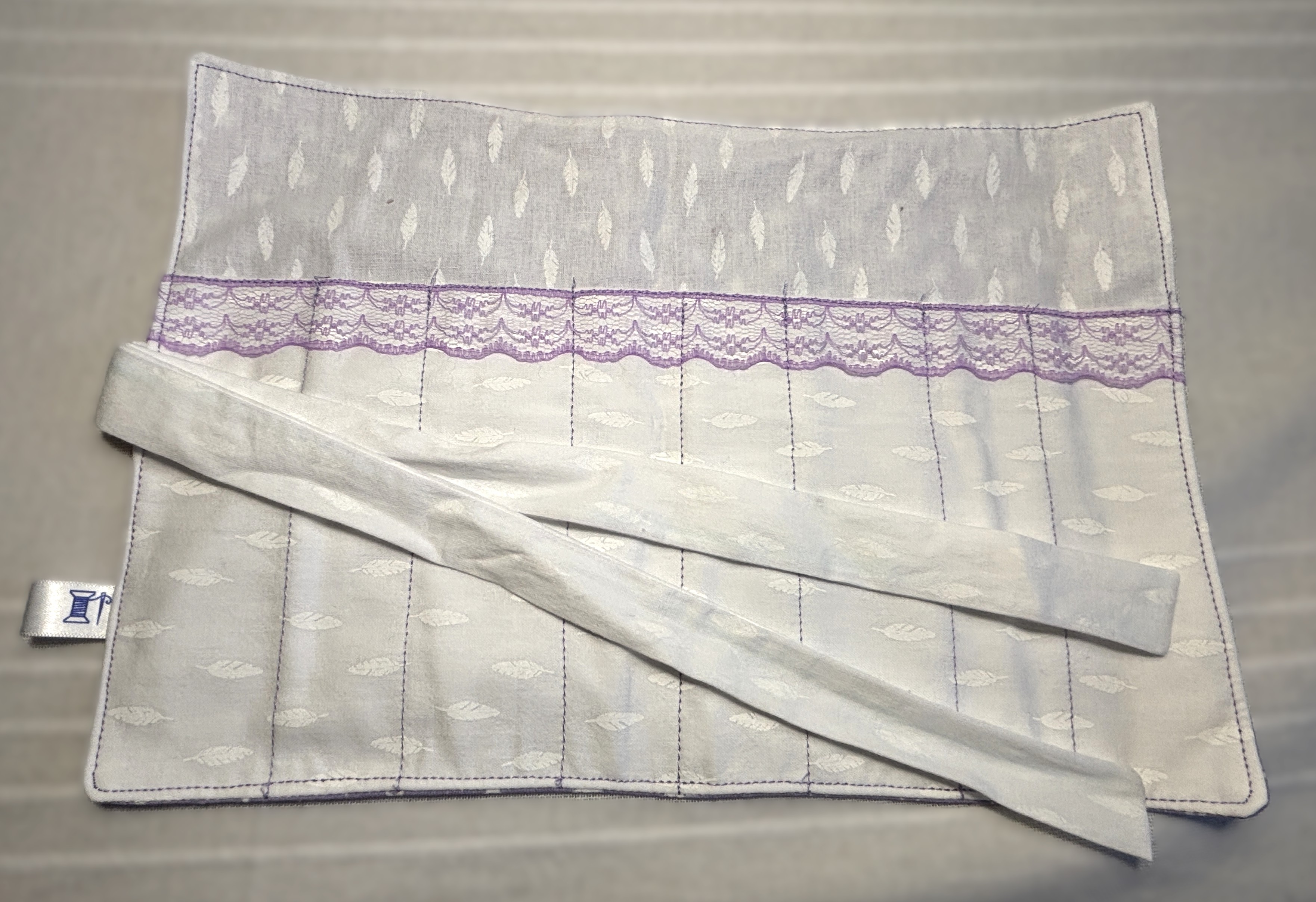 Les étoiles sur fond violet - Image 10